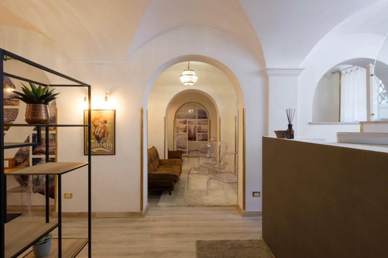 Domus Colosseo Hotel Roma Esterno foto